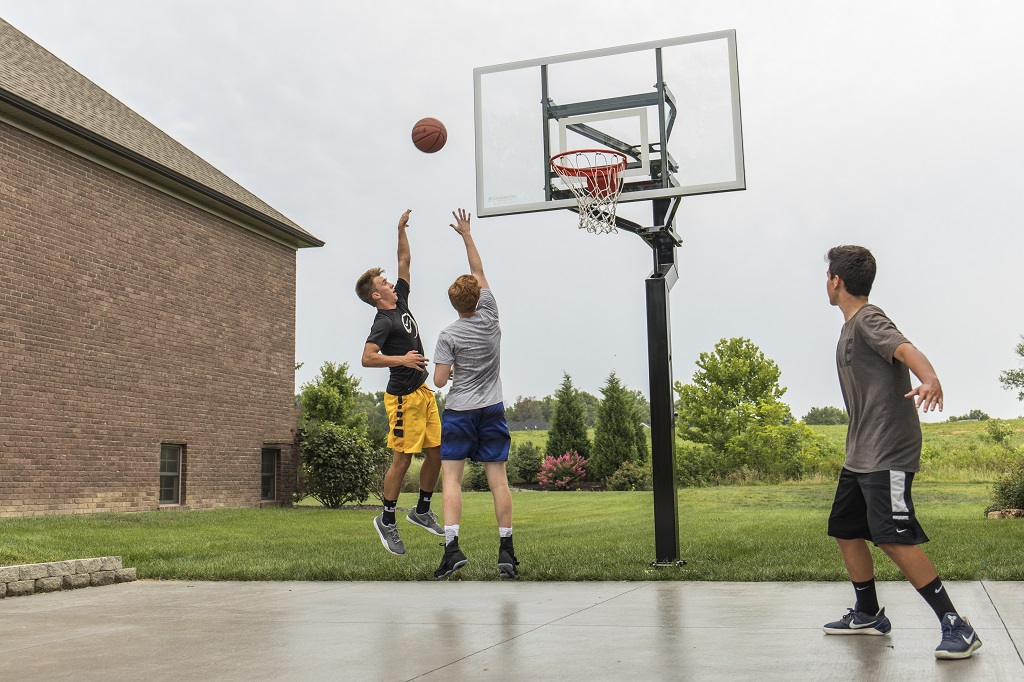 Pro Basketball Tips for Beginners – Basketball Hoop Guide